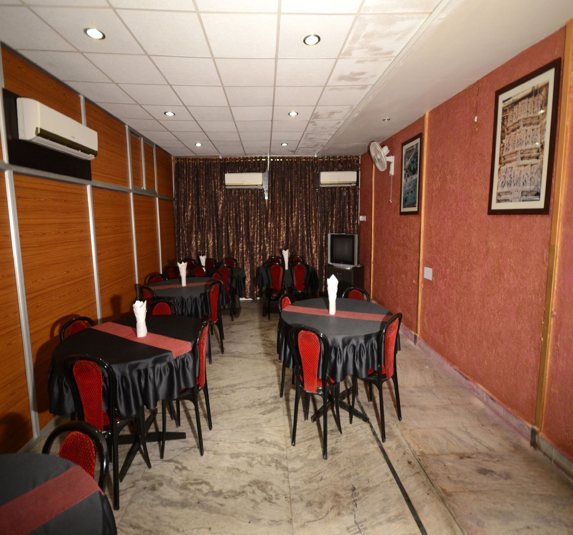 Oyo 2075 Hotel Kota Royal Esterno foto