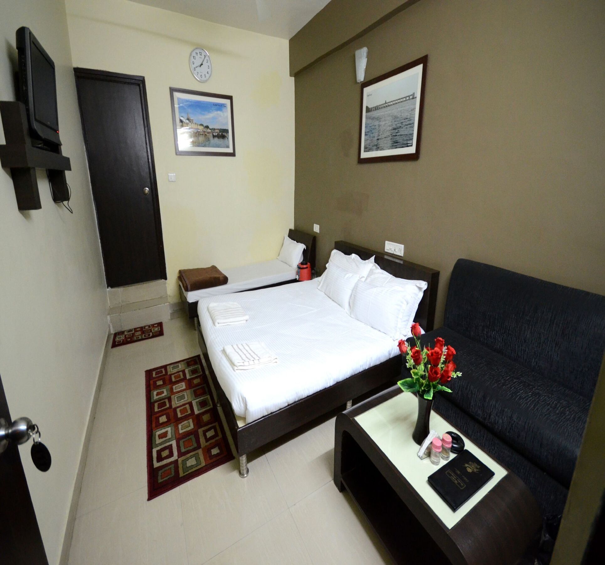 Oyo 2075 Hotel Kota Royal Esterno foto