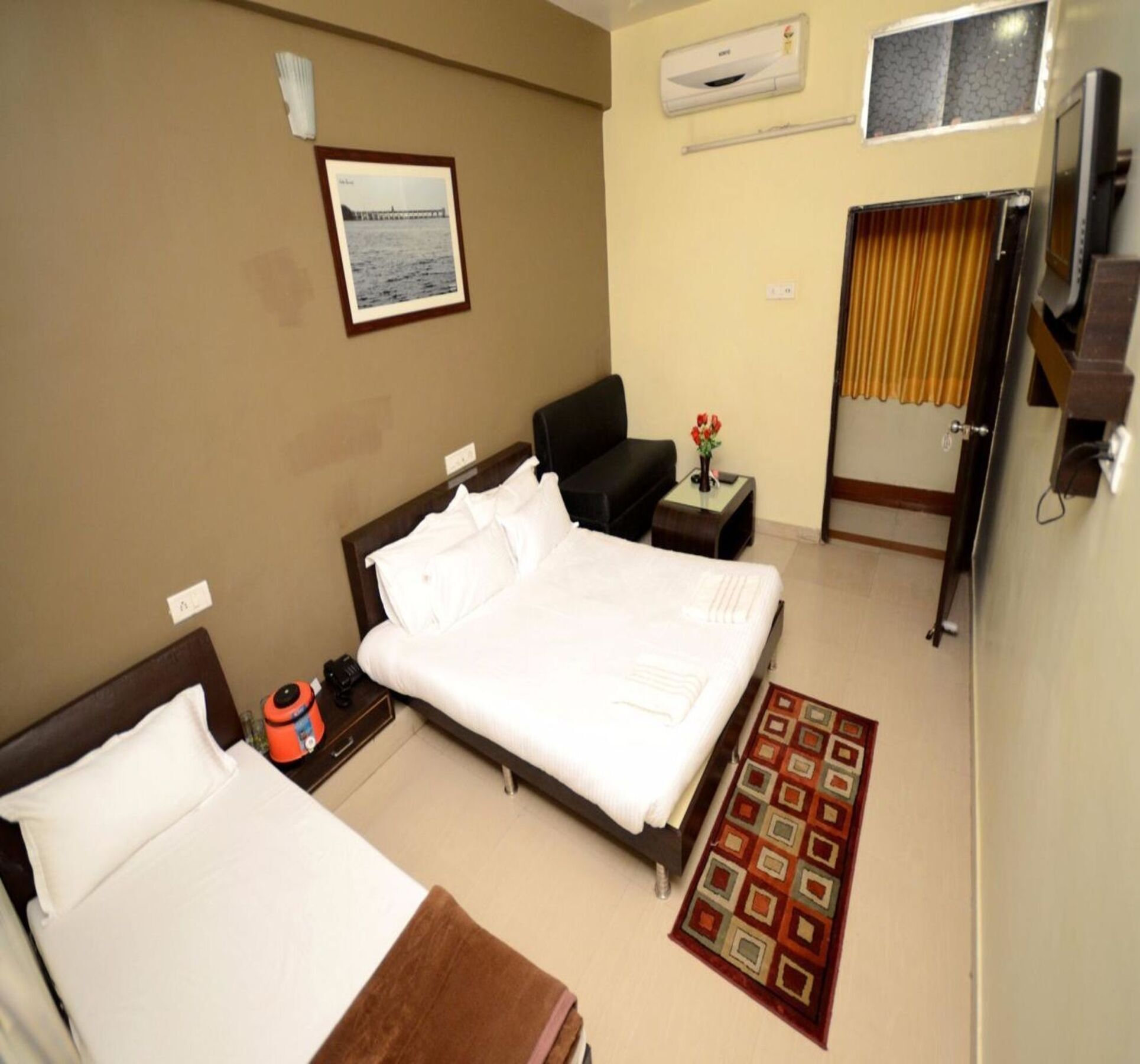 Oyo 2075 Hotel Kota Royal Esterno foto